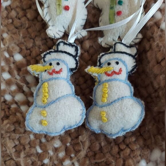 VTG Handmade Felt Embroidered Needlework Christmas Ornaments Lot Of 10 Ornaments - Picture 12 of 13